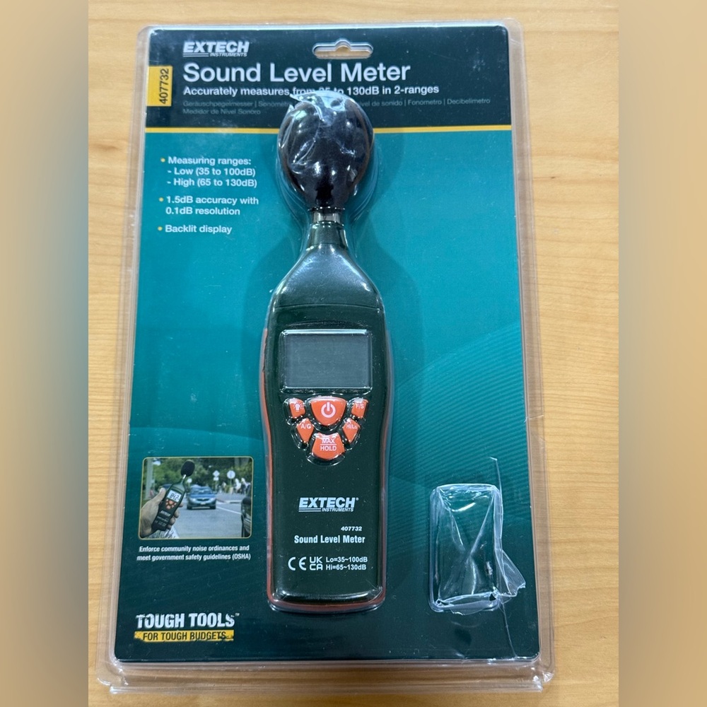 Extech Sound Level Meter Model# 407732 New ( Damaged Box)